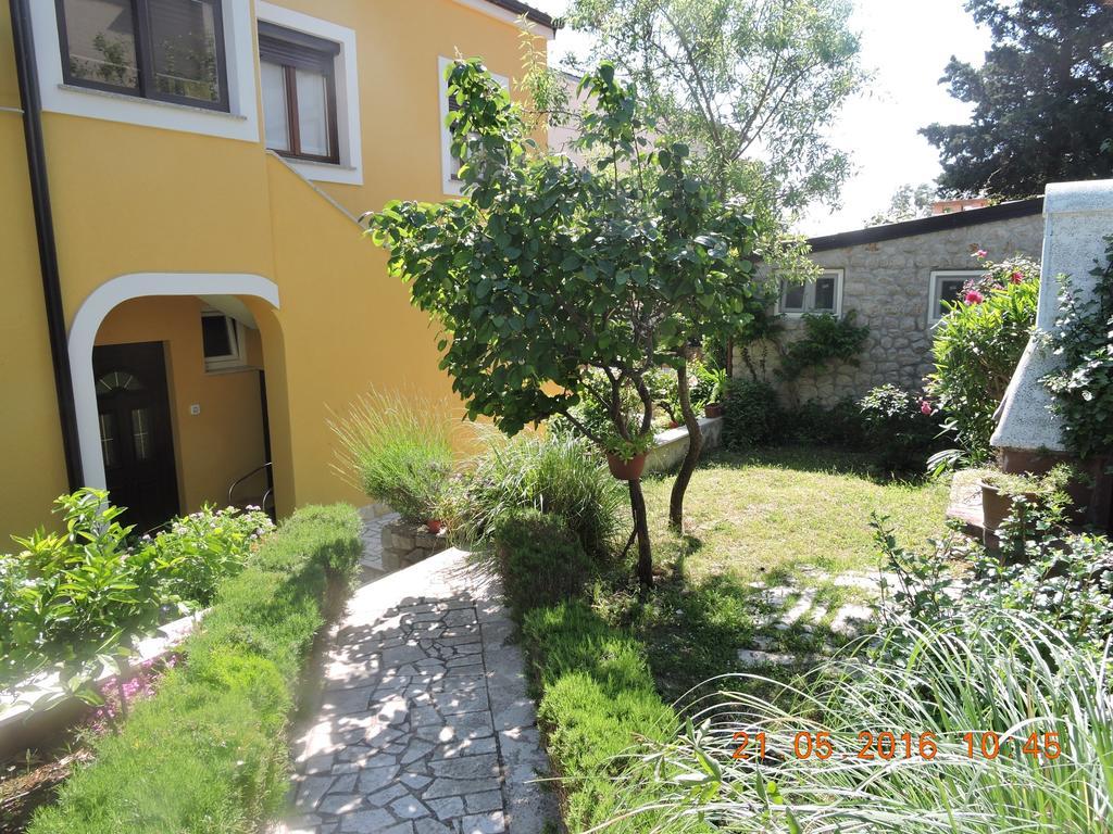 Apartments Ivanka Mali Lošinj Esterno foto